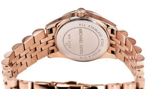 como reconocer un reloj michael kors original|michael kors watches female.